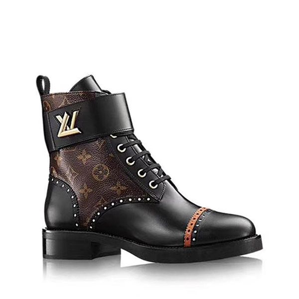 printed stripes short boots hook loop leather womens motorcycle boots,personality wild womens martin boots size 35-42 00003, Black
printed stripes short boots hook loop leather womens motorcycle boots,personality wild womens martin boots size 35-42 00003, Black