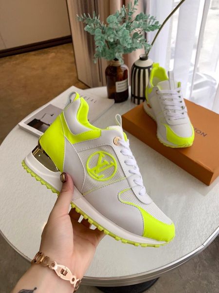 2019t limited edition custom ladies fashion casual shoes, fashion wild sports shoes, lace-up shoes, original packaging delivery 35-41, Black
2019t limited edition custom ladies fashion casual shoes, fashion wild sports shoes, lace-up shoes, original packaging delivery 35-41, Black