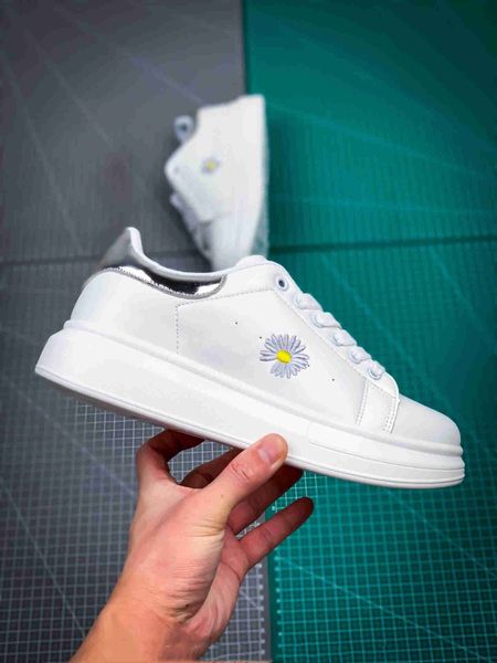 2020 new trend of european and american fashion mq-comfortable and breathable high-quality non-slip white shoes13756h, Black
2020 new trend of european and american fashion mq-comfortable and breathable high-quality non-slip white shoes13756h, Black