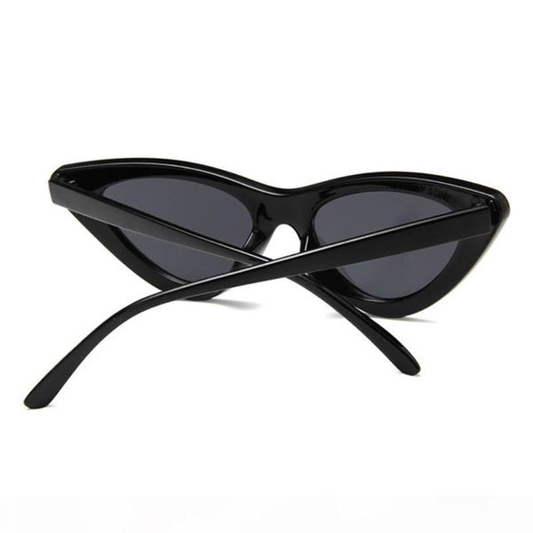 урожай cateye солнцезащитные очки женщины sexy ретро малые cat eye солнцезащитные очки марка дизайнер красочные очки женский óculos de sol, White;black
урожай cateye солнцезащитные очки женщины sexy ретро малые cat eye солнцезащитные очки марка дизайнер красочные очки женский óculos de sol, White;black