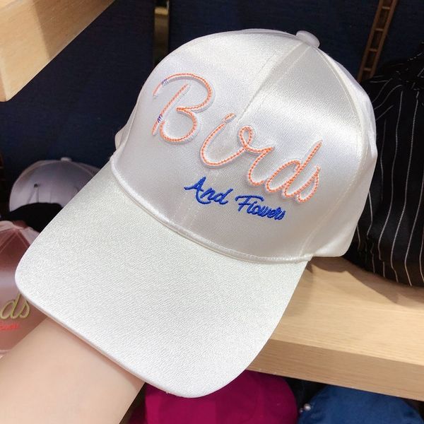 summer new satin smooth embroide baseball baseball cap fashion embroidered letter cap mesh red street hat, Blue;gray
summer new satin smooth embroide baseball baseball cap fashion embroidered letter cap mesh red street hat, Blue;gray