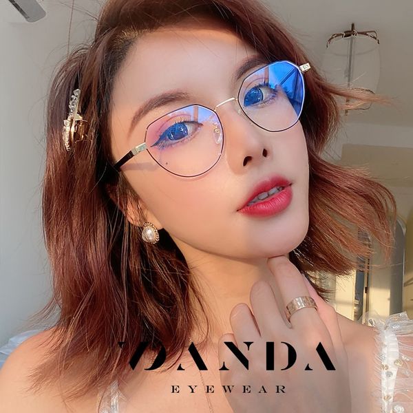 2020 new tr blue-proof women's artistic plain goggles glasses glasses 2124 computer goggles men, Silver
2020 new tr blue-proof women's artistic plain goggles glasses glasses 2124 computer goggles men, Silver