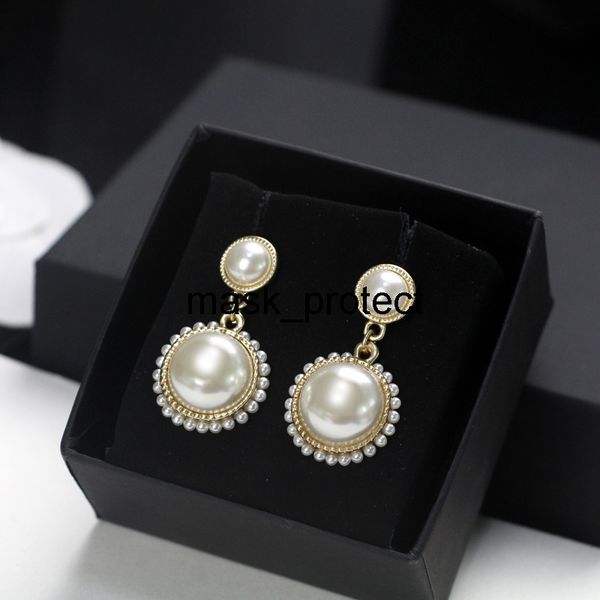 pm2.5 filter type washable reusable mask pearl earrings high end size pearl brass 925 silver needle earrings female, Golden;silver
pm2.5 filter type washable reusable mask pearl earrings high end size pearl brass 925 silver needle earrings female, Golden;silver