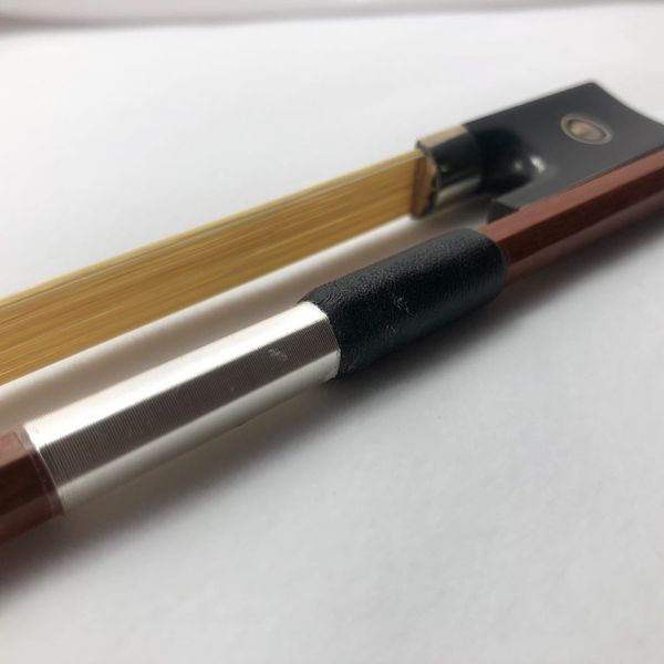 full size straight brazilian violin bow 4 / 4 3 / 4 black sheepskin inlaid with white horse hair violin accessories
full size straight brazilian violin bow 4 / 4 3 / 4 black sheepskin inlaid with white horse hair violin accessories