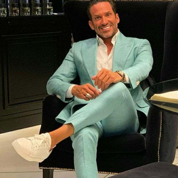 2021 mint green mens wedding tuxedos two button peaked lapel groom wear business party prom men blazer suit(jacket+pants), Black;gray
2021 mint green mens wedding tuxedos two button peaked lapel groom wear business party prom men blazer suit(jacket+pants), Black;gray