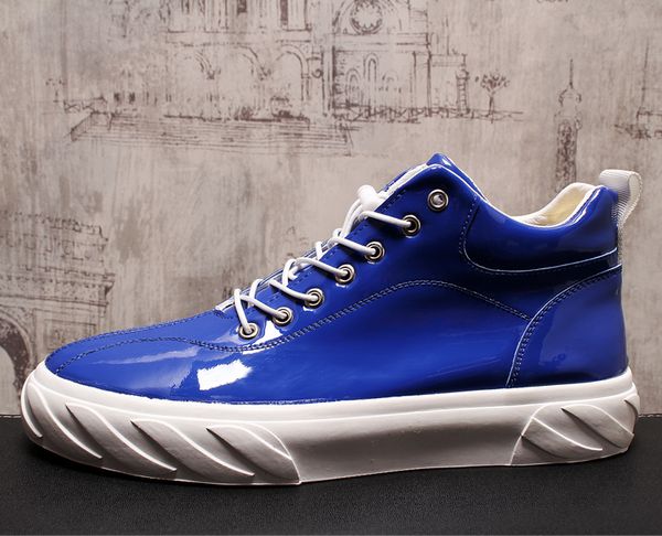 2020 new men's shoe wild personality shoes designer fashion brand patent leather casual shoes loafers, Black
2020 new men's shoe wild personality shoes designer fashion brand patent leather casual shoes loafers, Black