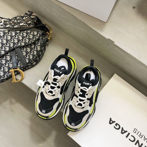 2020 new uy men's and women's triple s sneakers couple everyday casual shoes luxury designer high-quality genuine leather platform
2020 new uy men's and women's triple s sneakers couple everyday casual shoes luxury designer high-quality genuine leather platform