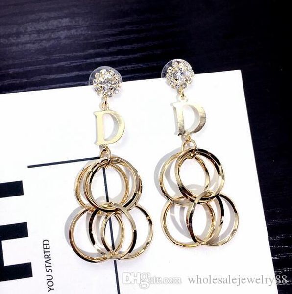 wholesale eur fashion large circle tassel dangle drop earrings crystal letter ear studs gold silver steel needle earring women party jewelry
wholesale eur fashion large circle tassel dangle drop earrings crystal letter ear studs gold silver steel needle earring women party jewelry