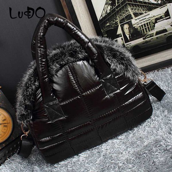 lucdo handbag 2020 new winter woman warm space cotton shell bags designer fur bag ladies jacket shoulder bag
lucdo handbag 2020 new winter woman warm space cotton shell bags designer fur bag ladies jacket shoulder bag