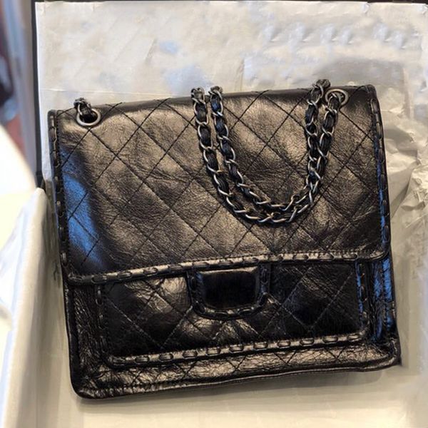 the network's most high-end quality new women's handbag 1:1 high-quality customized with shoulder strap fashion celebrity essentia
the network's most high-end quality new women's handbag 1:1 high-quality customized with shoulder strap fashion celebrity essentia