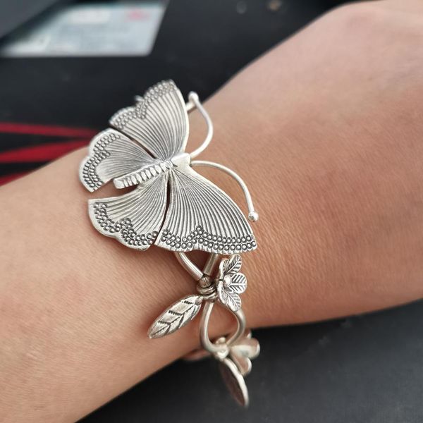 925 sterling silver butterfly tribal artisan elephant charm bracelet gift jewelry 18cm a3266, Black
925 sterling silver butterfly tribal artisan elephant charm bracelet gift jewelry 18cm a3266, Black