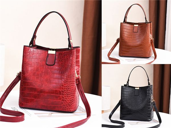 mini women shoulder bag cute robot pu leather phone messenger crossbody purse classic elegant crossbody shoulder bag#125
mini women shoulder bag cute robot pu leather phone messenger crossbody purse classic elegant crossbody shoulder bag#125