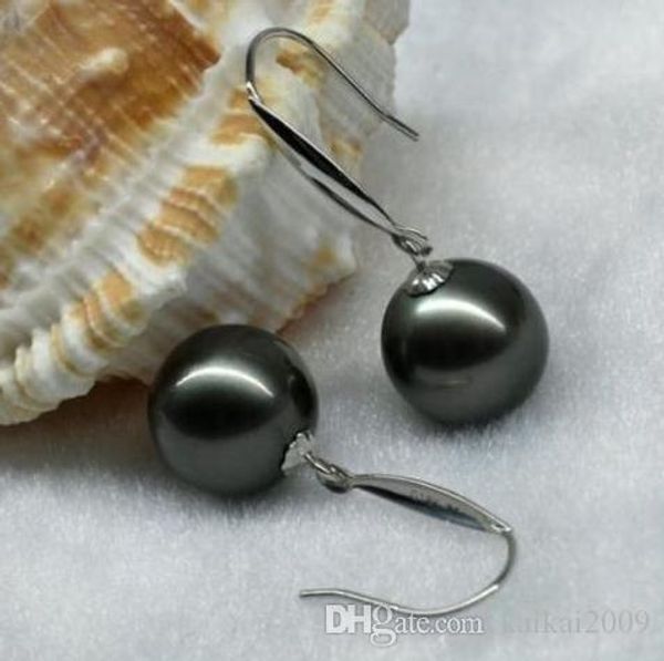 beautiful a pair of 9-10mm tahitian round black pearl earring 925s, Golden;silver
beautiful a pair of 9-10mm tahitian round black pearl earring 925s, Golden;silver