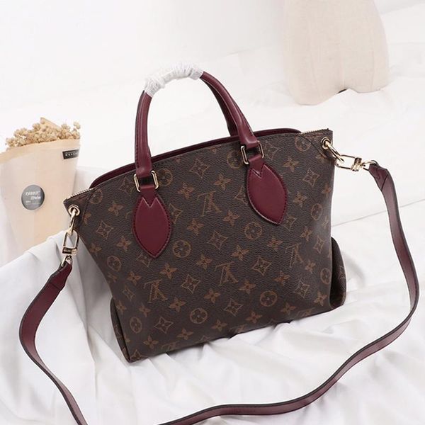 fast delivery womens luxury designer bag handbags leather shoulder crossbody bag lady handbag handle totes messenger bag sale drop ship
fast delivery womens luxury designer bag handbags leather shoulder crossbody bag lady handbag handle totes messenger bag sale drop ship
