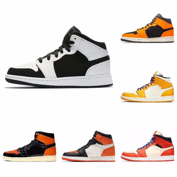 новая мужские ботинки баскетбола 1s высокий обсидиан unc зеленый travis scotts обувь bloodline nakeskin jumpman мужчины женщина спортивные т 
новая мужские ботинки баскетбола 1s высокий обсидиан unc зеленый travis scotts обувь bloodline nakeskin jumpman мужчины женщина спортивные т