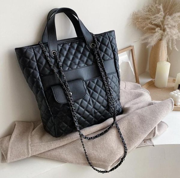 elegant female large tote bag 2020 winter new quality pu leather women's designer handbag lattice chain shoulder messenger bag
elegant female large tote bag 2020 winter new quality pu leather women's designer handbag lattice chain shoulder messenger bag