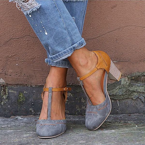 2020 new spring and autumn women's high heels buckle round head shallow mouth casual women's single-size shoes, Black 
2020 new spring and autumn women's high heels buckle round head shallow mouth casual women's single-size shoes, Black