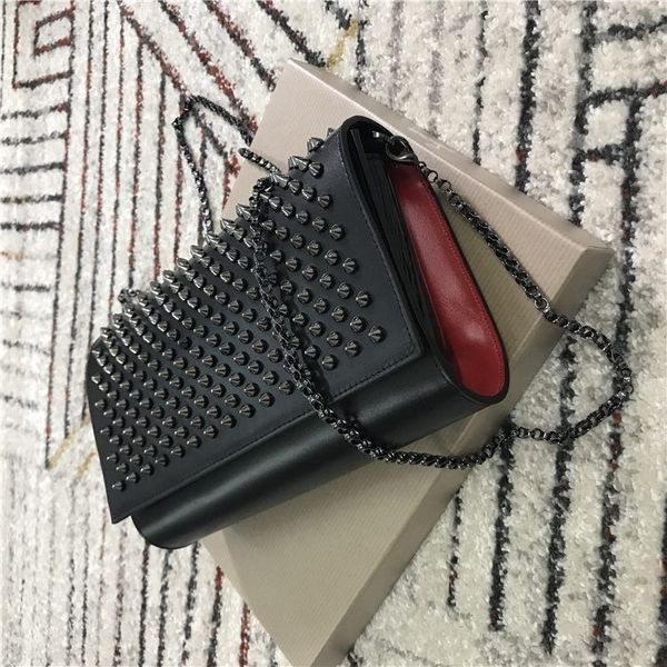women branded rivet holding bag personalityhead embossed holding envelope shoulder bags street trend head genuine leather purse bags
women branded rivet holding bag personalityhead embossed holding envelope shoulder bags street trend head genuine leather purse bags