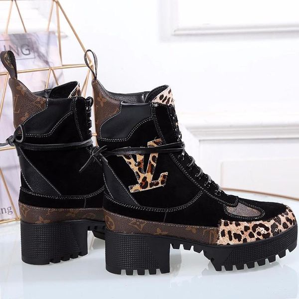 fashion women leather boots winter ankle boots waterproof casual lace -up fashion shoes luxury design with box chaussures de femme fast ship, Black
fashion women leather boots winter ankle boots waterproof casual lace -up fashion shoes luxury design with box chaussures de femme fast ship, Black