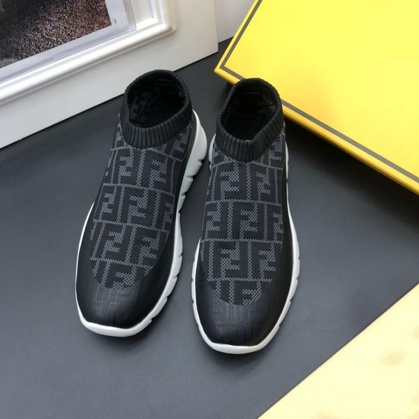 summer new men's fashion casual sports shoes, comfortable and versatile
