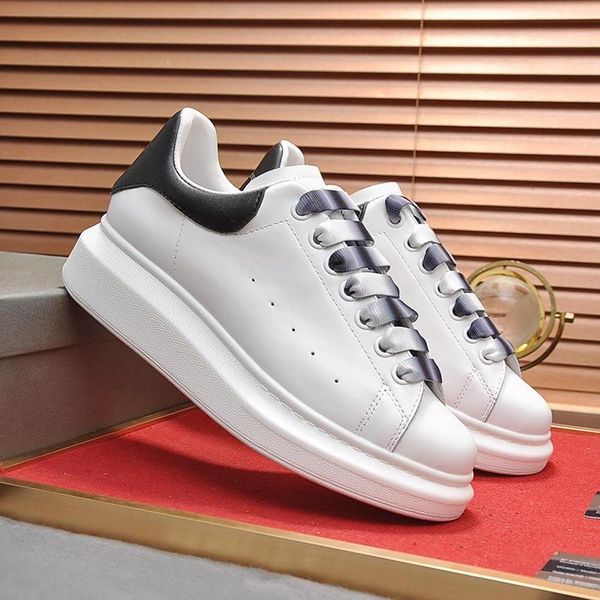 oversized sneaker mens shoes drop ship fast delivery breathable vintage footwears plus size low lace -up casual mens shoes, Black
oversized sneaker mens shoes drop ship fast delivery breathable vintage footwears plus size low lace -up casual mens shoes, Black