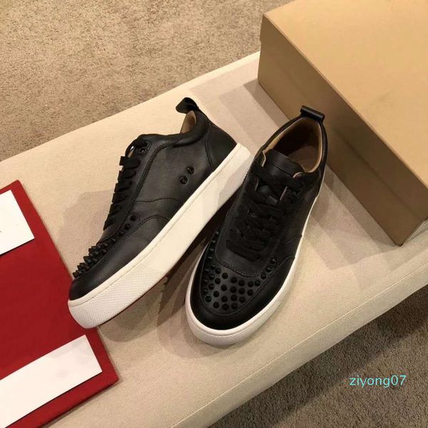 original fashion designer men's shoes flat red shoes casual men and women rivet casual shoes size 38-46z07, Black
original fashion designer men's shoes flat red shoes casual men and women rivet casual shoes size 38-46z07, Black