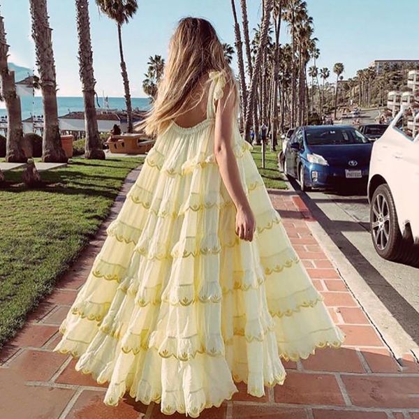 deat 2020 sling dress women cascading ruffle thin long length elegasnt thin beach style new summer sweet fashion tide am545, Black;gray
deat 2020 sling dress women cascading ruffle thin long length elegasnt thin beach style new summer sweet fashion tide am545, Black;gray
