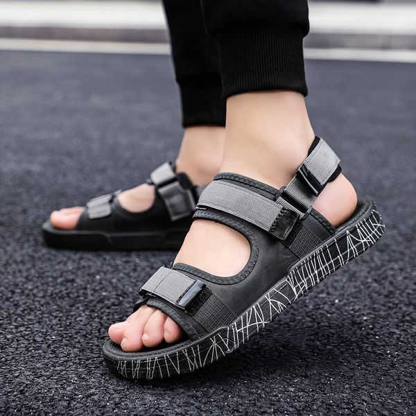 2020 summer new men's waterproof breathable non-slip leather super wear-resistant trendy and sandals shoes sandals
2020 summer new men's waterproof breathable non-slip leather super wear-resistant trendy and sandals shoes sandals