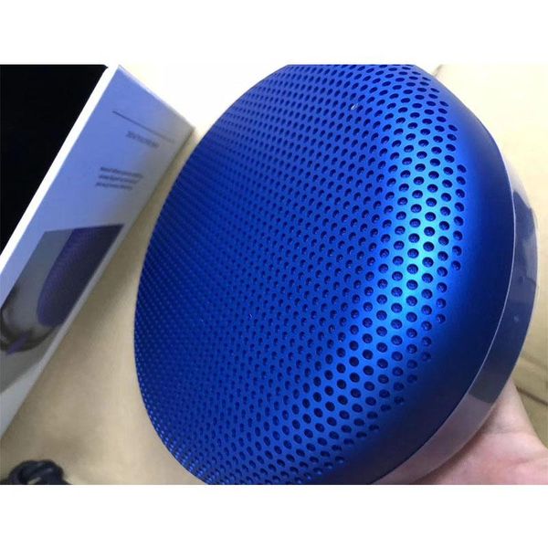 a1 wireless speaker fashion design portable bass sound bluetooth speaker 24 hours play portable wireless audio player with retail box
a1 wireless speaker fashion design portable bass sound bluetooth speaker 24 hours play portable wireless audio player with retail box