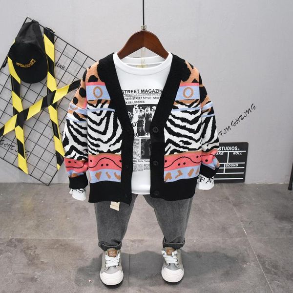 осень младенца мальчика костюм младенца boysclothing набор для мальчиков вязать кардиган + футболка + джинсы для новорожденных костюмы спорт, White
осень младенца мальчика костюм младенца boysclothing набор для мальчиков вязать кардиган + футболка + джинсы для новорожденных костюмы спорт, White