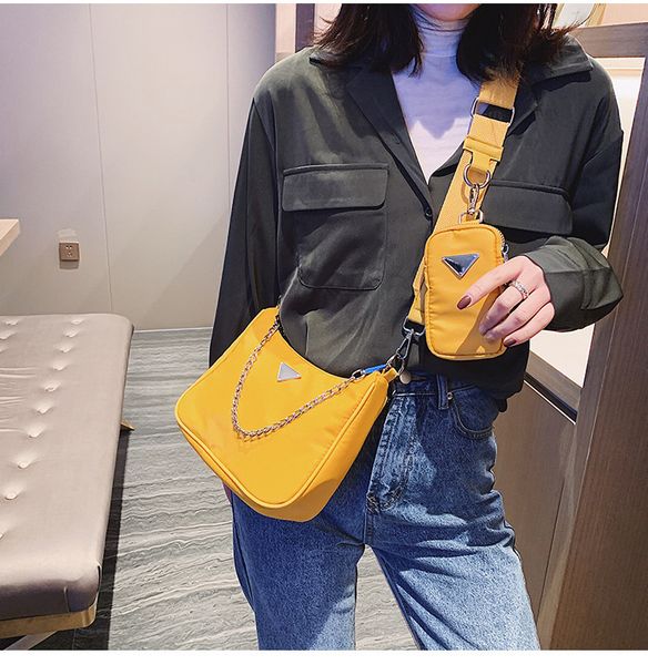 2020 canvas hobo for women shoulder bag for women chest pack lady tote chains handbags presbyopic purse messenger bag handbags canvas
2020 canvas hobo for women shoulder bag for women chest pack lady tote chains handbags presbyopic purse messenger bag handbags canvas
