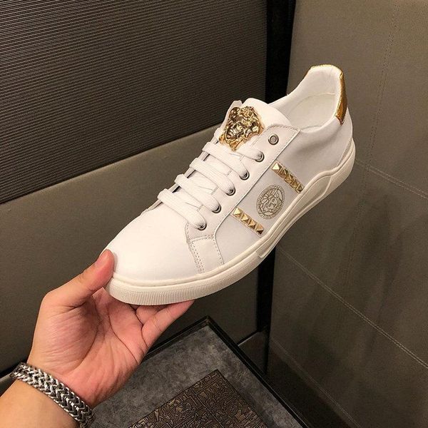 2020y luxury custom embroidery fashion wild lace-up casual men's shoes, fashion party shoes outdoor sports shoes, size: 38-45, Black
2020y luxury custom embroidery fashion wild lace-up casual men's shoes, fashion party shoes outdoor sports shoes, size: 38-45, Black