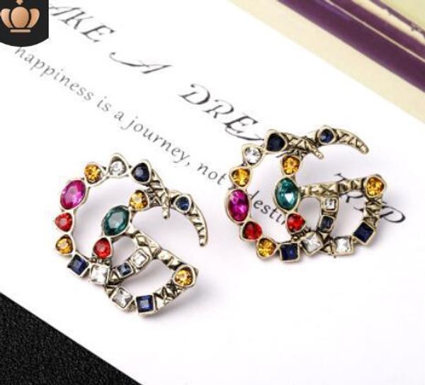fashion designer earrings gold plated luxury ear studs v stamp stainless steel earrings for women wholesale2020, White
fashion designer earrings gold plated luxury ear studs v stamp stainless steel earrings for women wholesale2020, White
