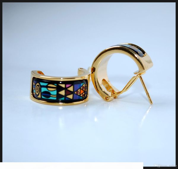 geometric fantasy series hoop earring 18k gold-plated enamel earrings for woman hoop earrings designer jewelry, Golden;silver
geometric fantasy series hoop earring 18k gold-plated enamel earrings for woman hoop earrings designer jewelry, Golden;silver