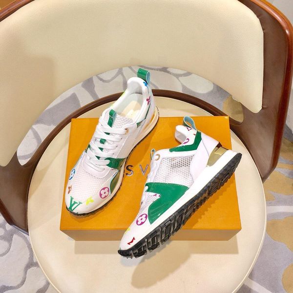 2020-2019 luxury designer limited men and women fashion wild casual shoes couple fashion wild sports shoes, size: 35-45
2020-2019 luxury designer limited men and women fashion wild casual shoes couple fashion wild sports shoes, size: 35-45