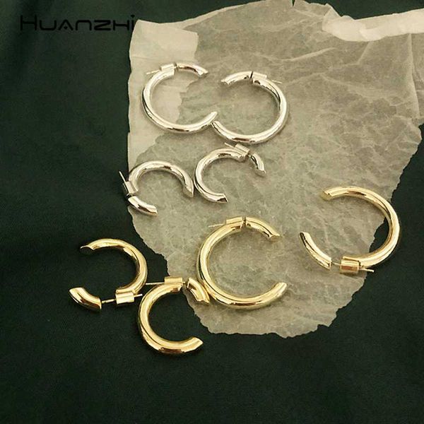 huanzhi 2020 new s925 silver pin simple c shape gold metal round circle small hoop earrings for women girl party gift, Golden;silver
huanzhi 2020 new s925 silver pin simple c shape gold metal round circle small hoop earrings for women girl party gift, Golden;silver