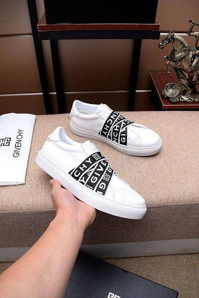 2020h limited edition custom stitching alphabet elastic laces low-casual men's shoes, high-end fashion sports shoes, size: 38-451, Black
2020h limited edition custom stitching alphabet elastic laces low-casual men's shoes, high-end fashion sports shoes, size: 38-451, Black