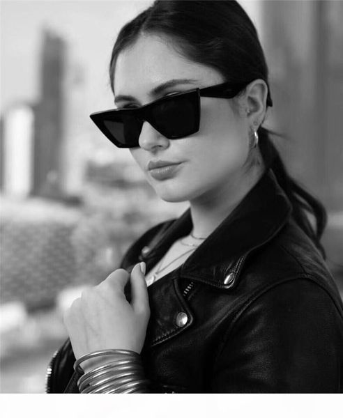 new fashion wholesale designer sunglasses 41468 small cat eye frame simple generous style uv400 protection eyewear with case, White;black
new fashion wholesale designer sunglasses 41468 small cat eye frame simple generous style uv400 protection eyewear with case, White;black