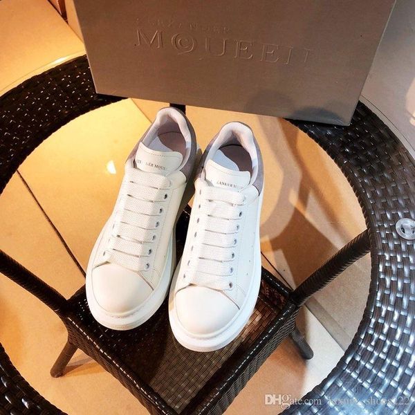 low-flat oversized sneakers, r brand casual sneakers, stylish flat-bottomed comfort,with original box,size35-45
low-flat oversized sneakers, r brand casual sneakers, stylish flat-bottomed comfort,with original box,size35-45