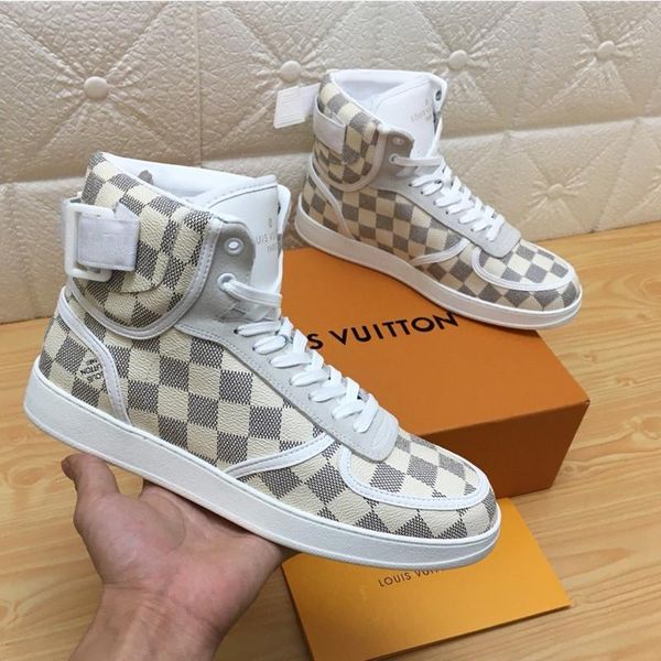 0150 men's designer casual sports shoes and famous brand outdoor casual shoes, fast delivery in the original box, Black
0150 men's designer casual sports shoes and famous brand outdoor casual shoes, fast delivery in the original box, Black