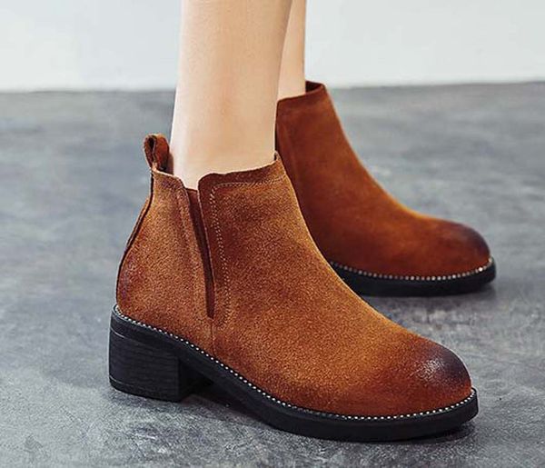 new designer boots for women fashionable and exquisite womens boots high heels and genuine leather outdoors fashion women boots 10 p139, Black
new designer boots for women fashionable and exquisite womens boots high heels and genuine leather outdoors fashion women boots 10 p139, Black