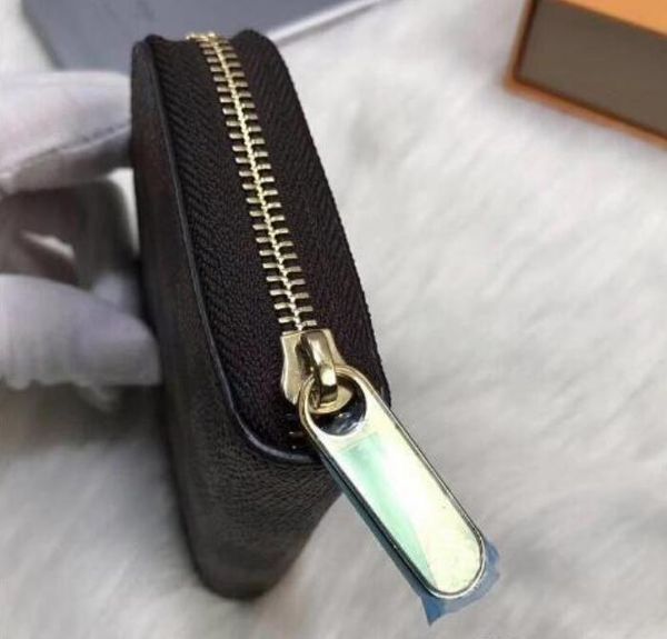 2020 wholesale2018 new women wallet tassel leather long style zipper leather bag fashion thin style purse bocket phone bag delivery, Red;black
2020 wholesale2018 new women wallet tassel leather long style zipper leather bag fashion thin style purse bocket phone bag delivery, Red;black