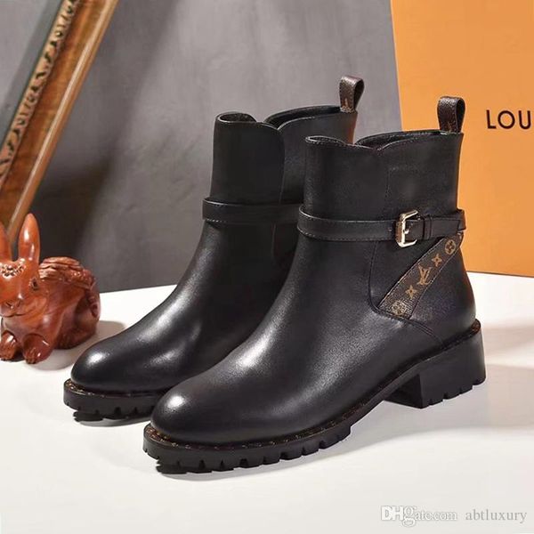 womens shoes luxury ankle boots with box discovery ankle boot chaussures de femme martin motorcycle boot lady shoes fast ship, Black
womens shoes luxury ankle boots with box discovery ankle boot chaussures de femme martin motorcycle boot lady shoes fast ship, Black