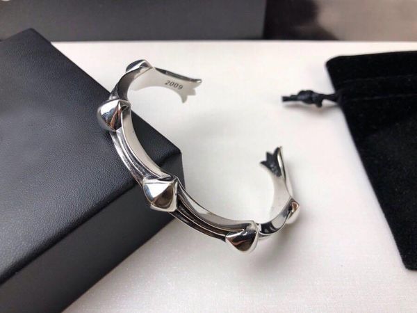 have stamp cross rivet designer bracelets bangles for lady design mens and womens party wedding lovers gift luxury hip hop jewelry 0328, Black
have stamp cross rivet designer bracelets bangles for lady design mens and womens party wedding lovers gift luxury hip hop jewelry 0328, Black