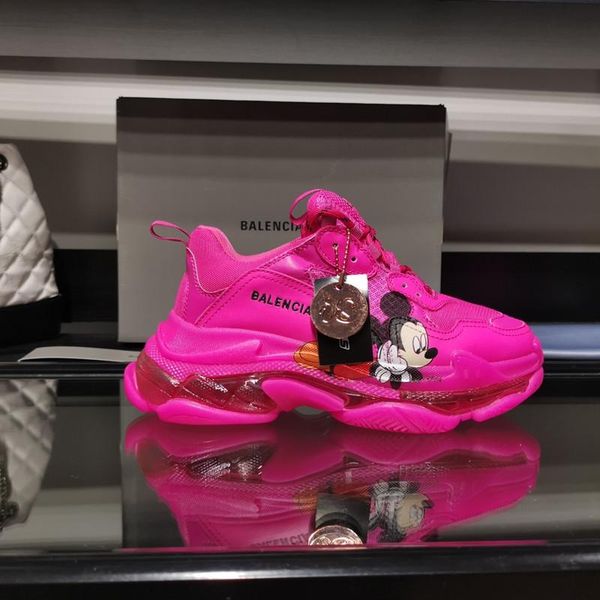 2020zb designer designs new leisure and entertainment hiking shoes, outdoor jungle adventure shoes, original packaging and box delivery, Black
2020zb designer designs new leisure and entertainment hiking shoes, outdoor jungle adventure shoes, original packaging and box delivery, Black