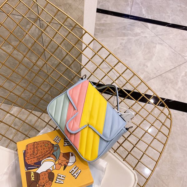 ts письмо metal crossbody сумка женщины дамы сумки на ремне, моды старший уличная мода повседневная радуга сумки кошельки tsysbb546
ts письмо metal crossbody сумка женщины дамы сумки на ремне, моды старший уличная мода повседневная радуга сумки кошельки tsysbb546