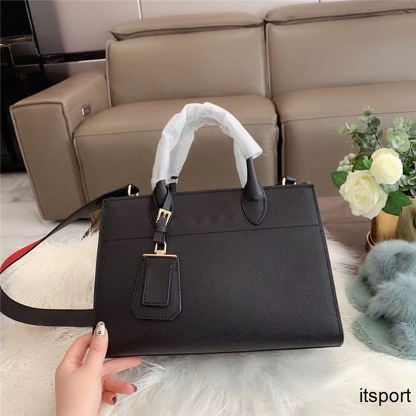designer luxury handbag women designei shoulder bag leather pure color restoring ancient ways wild joker newset fashion
designer luxury handbag women designei shoulder bag leather pure color restoring ancient ways wild joker newset fashion