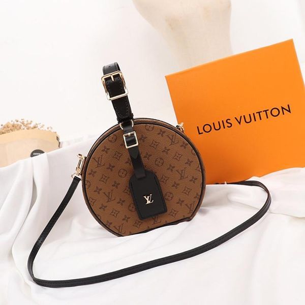 new arrival womens bag simple style fashion leather shoulder totes zipper crossbody handbags luxury designer lady handle tote bags
new arrival womens bag simple style fashion leather shoulder totes zipper crossbody handbags luxury designer lady handle tote bags