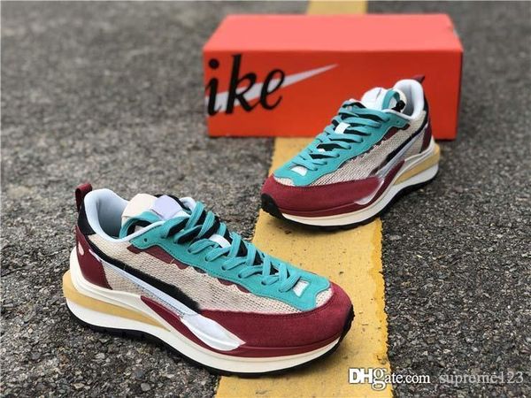 authentic sacai pegasus vaporfly sp men running shoes sail sport fuchsia light bone game royal man sneakers with original box
authentic sacai pegasus vaporfly sp men running shoes sail sport fuchsia light bone game royal man sneakers with original box