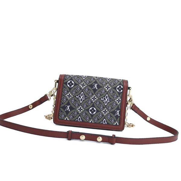 womens leather shoulder small flap crossbody bag women chain messenger bags ladies luxury design shoulder bag bolsa de hombro
womens leather shoulder small flap crossbody bag women chain messenger bags ladies luxury design shoulder bag bolsa de hombro